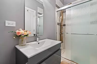 4331 S Evans Avenue, Chicago, IL 60653 - Photo 13