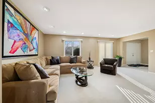 800 Downing St, Northbrook, IL 60062 - Photo 9