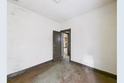 4044 W Crystal Street, Chicago, IL 60651 - Photo 9