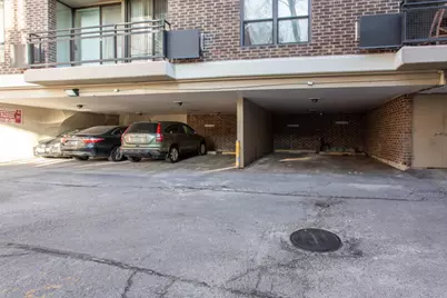 2600 N Hampden Court #J2, Chicago, IL 60614 - Photo 3