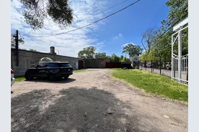 706 N Cicero Avenue, Chicago, IL 60644 - Photo 9