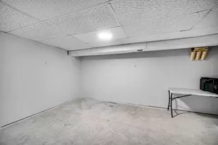 1226 Arnold Ave, Rockford, IL 61108 - Photo 13