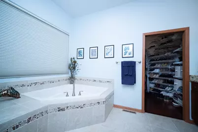 3765 Lakeview Drive #3765, Winnebago, IL 61088 - Photo 19