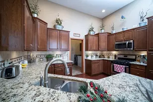 3765 Lakeview Dr, Winnebago, IL 61088 - Photo 11