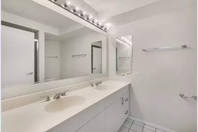 1800 Dewes Street #202, Glenview, IL 60025 - Photo 15