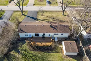 2N643 Diane Ave, Glen Ellyn, IL 60137 - Photo 3