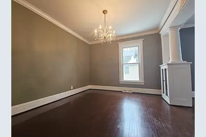 916 S Hennepin Avenue, Dixon, IL 61021 - Photo 7