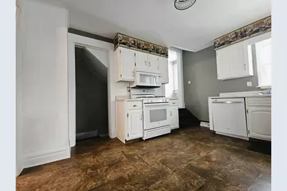 916 S Hennepin Avenue, Dixon, IL 61021 - Photo 13