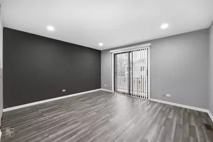 115 Millbrook Ln, Schaumburg, IL 60193 - Photo 7