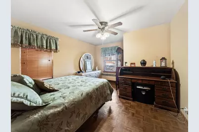 6401 Sinclair Avenue, Berwyn, IL 60402 - Photo 11