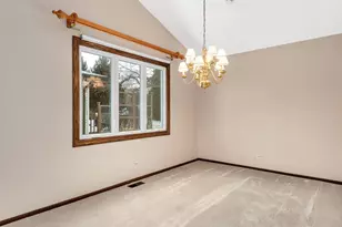 1131 Hobart Ave, Downers Grove, IL 60516 - Photo 7