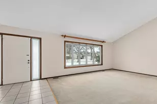 1131 Hobart Ave, Downers Grove, IL 60516 - Photo 3