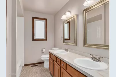 1131 Hobart Avenue, Downers Grove, IL 60516 - Photo 15