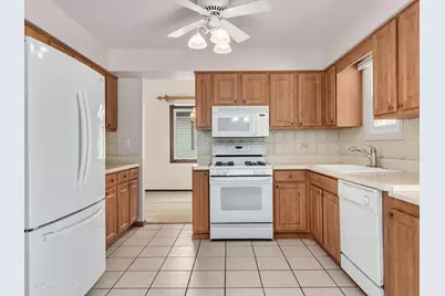 1131 Hobart Avenue, Downers Grove, IL 60516 - Photo 11