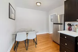 6441 N Hamilton Ave, Chicago, IL 60645 - Photo 3