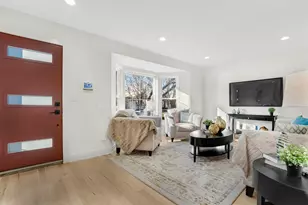 10141 S Artesian Ave, Chicago, IL 60655 - Photo 3