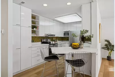 3030 Pheasant Creek Drive #102, Northbrook, IL 60062 - Photo 3