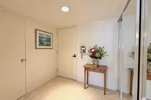 175 E Delaware Pl, Chicago, IL 60611 - Photo 3