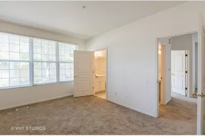 4 Arboretum Drive, Lombard, IL 60148 - Photo 15