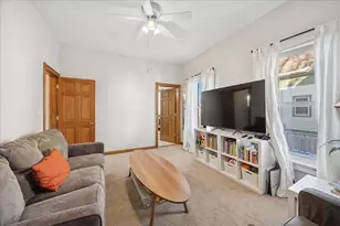 647 S Taylor Ave, Oak Park, IL 60304 - Photo 17