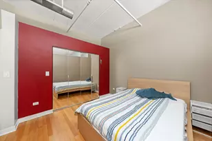 833 W 15th Pl, Chicago, IL 60608 - Photo 15