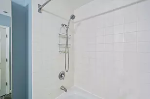 833 W 15th Pl, Chicago, IL 60608 - Photo 17