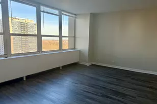 655 W Irving Park Rd, Chicago, IL 60613 - Photo 7