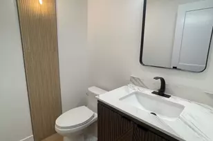 3732 Capri Ct, Glenview, IL 60025 - Photo 9