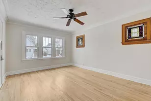 1561 E Walnut Ave, Des Plaines, IL 60016 - Photo 5