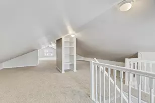 1561 E Walnut Ave, Des Plaines, IL 60016 - Photo 19