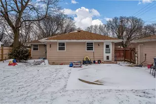 3715 Rural St, Rockford, IL 61107 - Photo 9