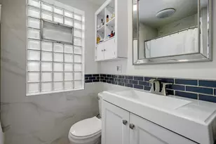 3742 Clinton Ave, Berwyn, IL 60402 - Photo 9