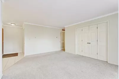 [Address not provided], Wheaton, IL 60189 - Photo 15