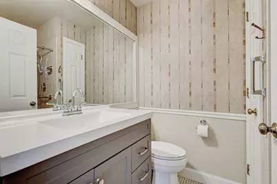 [Address not provided], Wheaton, IL 60189 - Photo 21