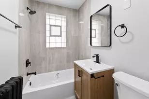 7377 N Damen Ave, Chicago, IL 60645 - Photo 7