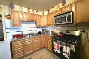 [Address not provided], Bellwood, IL 60104 - Photo 7