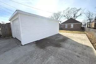 [Address not provided], Bellwood, IL 60104 - Photo 25