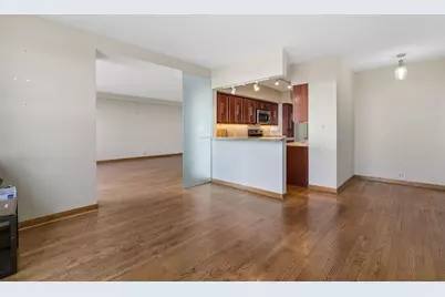 3180 N Lake Shore Drive #13C, Chicago, IL 60657 - Photo 11