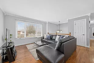 [Address not provided], Naperville, IL 60540 - Photo 11