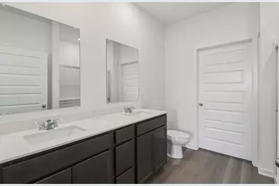 1055 Williamsburg Street, Pingree Grove, IL 60140 - Photo 17