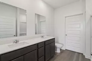 1055 Williamsburg St, Pingree Grove, IL 60140 - Photo 17