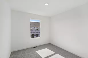 1401 Oakfield Ln, Pingree Grove, IL 60140 - Photo 17