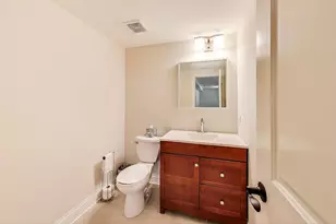 355 W First Ave, Elmhurst, IL 60126 - Photo 21