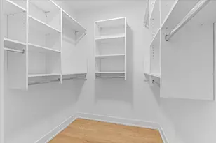 3653 W Barry Ave, Chicago, IL 60618 - Photo 21