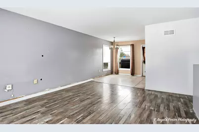 3601 Ellen Road, McHenry, IL 60050 - Photo 7