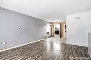 3601 Ellen Rd, McHenry, IL 60050 - Photo 7