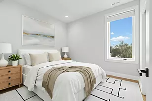 3653 W Barry Ave, Chicago, IL 60618 - Photo 11