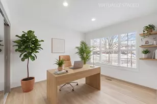 526 Ascot Ln, Streamwood, IL 60107 - Photo 23