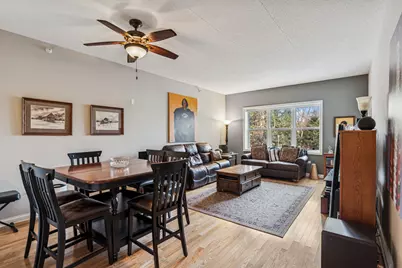 310 E Church Street #101, Libertyville, IL 60048 - Photo 5
