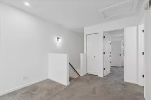 780 Symphony Dr, Aurora, IL 60504 - Photo 13